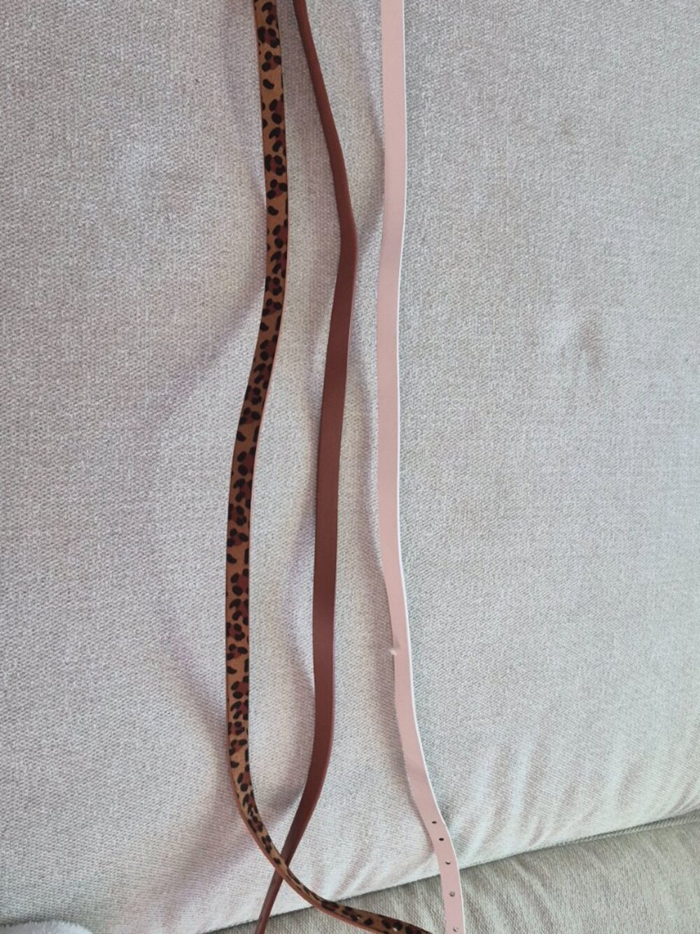 Set of 3 Women's Skinny Belts – Gold Triple Ring Buckle - Picture 2 of 2